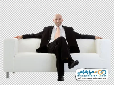 دانلود تصویر با کیفیت مرد جوان نشسته روی مبل