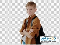 تصویر دوربری دانش آموز پسر با کوله پشتی